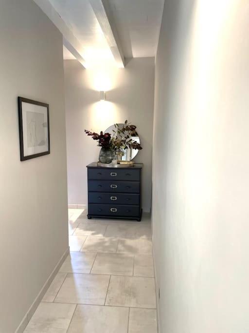 Cosy Camon Bolt-Hole Apartment Luaran gambar